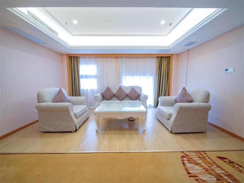 Vienna Hotel Guangzhou Baiyun Dongping Middle Road Εξωτερικό φωτογραφία